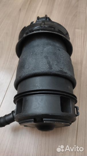Задний пневмобаллон Mercedes W211