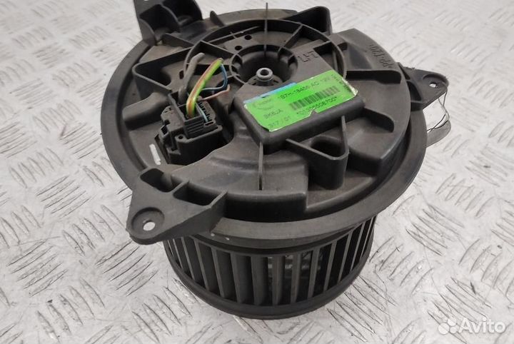 Моторчик печки Ford Mondeo
