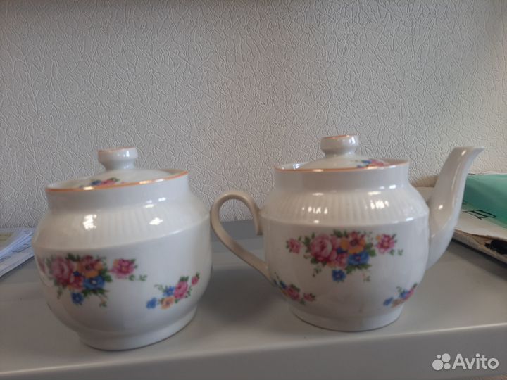 Чайник и сахарница советские