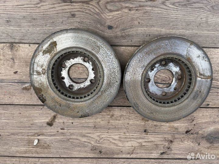 Тормозной диск передний Renault Laguna 2.0