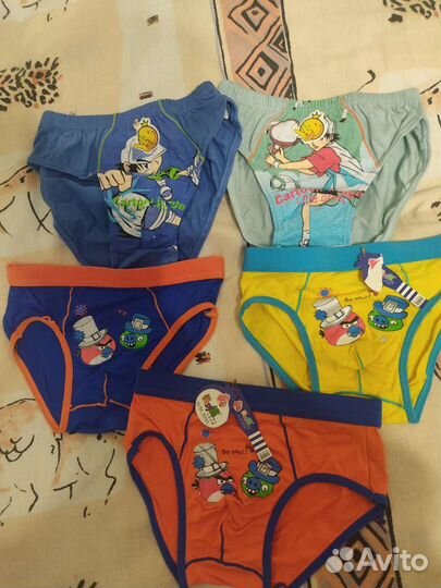Плавки для мальчика новые комплектом