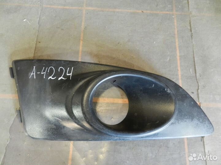 Накладка фары птф правой - Chevrolet Aveo T300