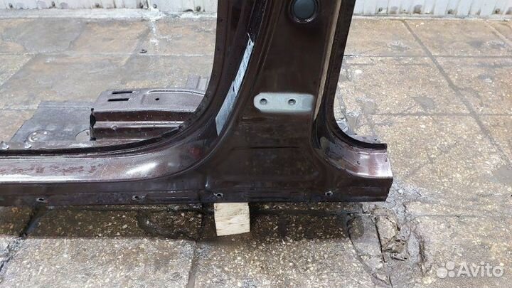 Б/У Порог со стойкой Состояние отличное