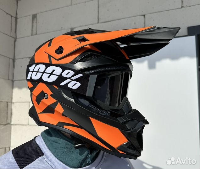 Кроссовый шлем с очками