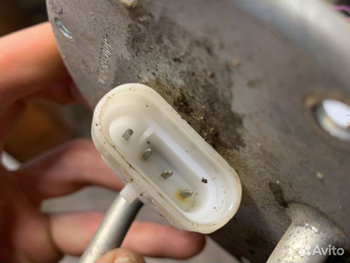 Топливный насос Ваз 2107 2104 2105 инжектор