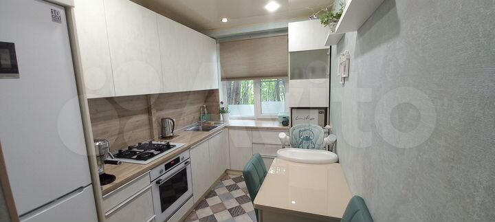 3-к. квартира, 53 м², 1/9 эт.