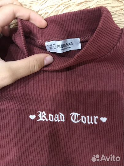 Укороченный топ с длинным рукавом