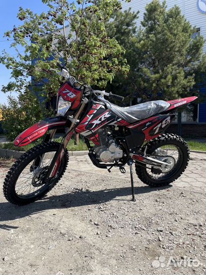 Кроссовый мотоцикл MotoLand XR250 lite