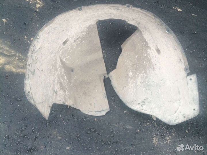 Передние подкрылки на volvo xc 90