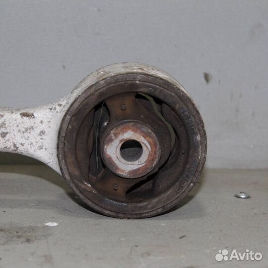 Опора двигателя верхняя honda Civic 5D 2006-2011