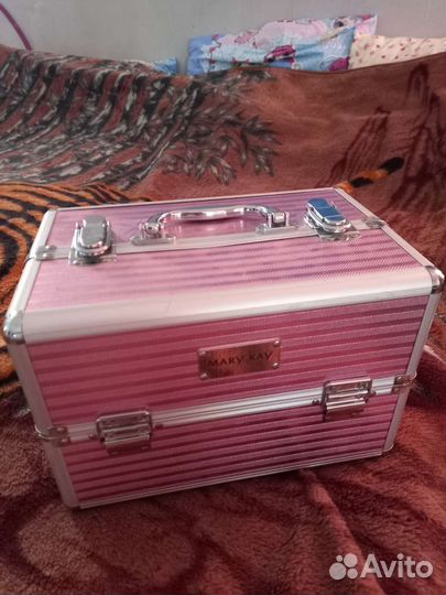 Кейс для косметических продуктов