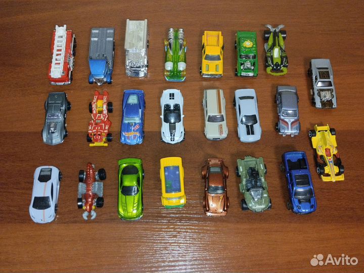 Hot wheels машинки