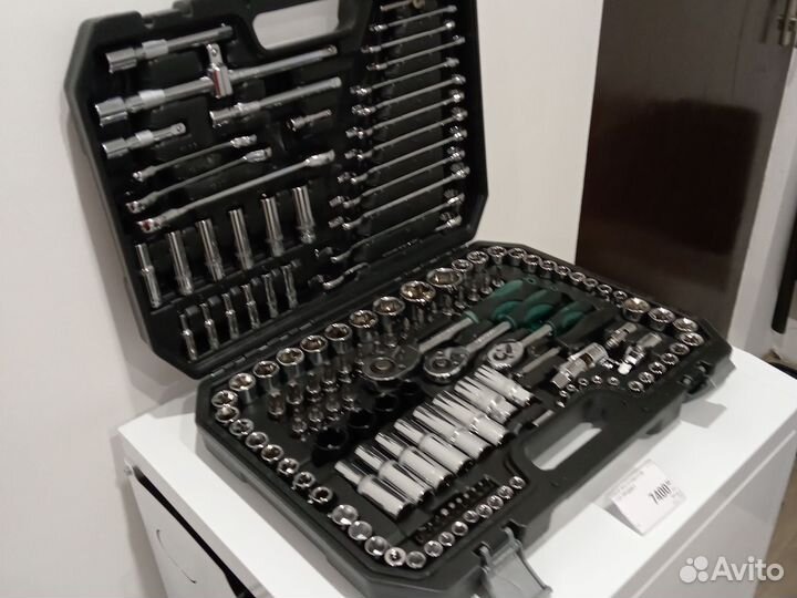 Набор инструментов 151 предмет