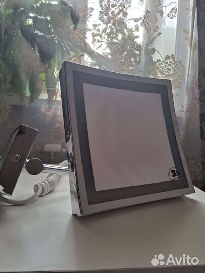 Зеркало с подсветкой 3х увеличение