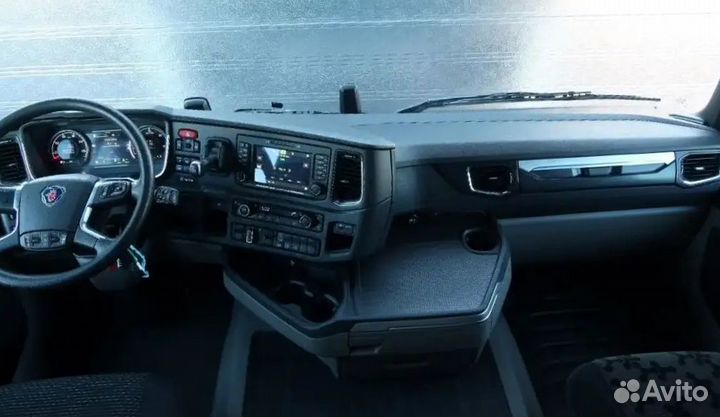 Pазбираем грузовик Scania 6 series с 2016