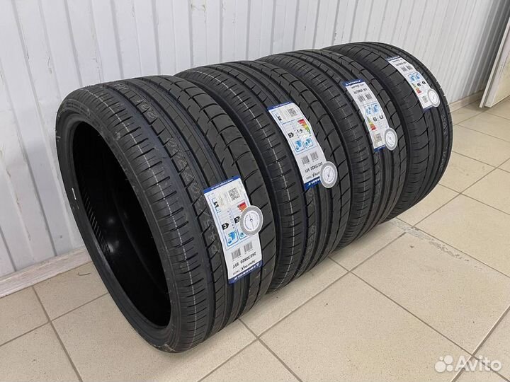 Triangle TH201 255/40 R21