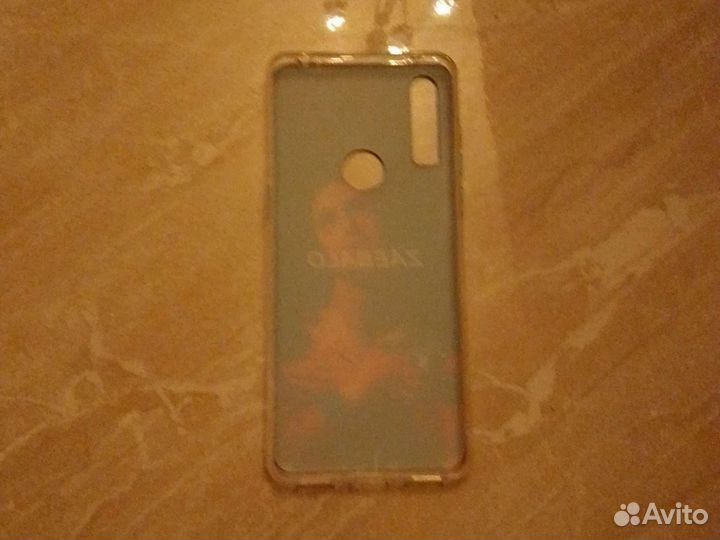Чехол на Almoa он новый