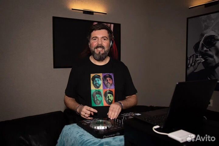 Музыка на мероприятие, Диджей (DJ)