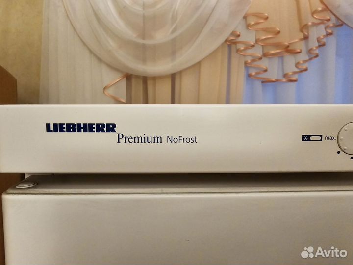 Холодильник Liebherr CTN 3553 No Frost