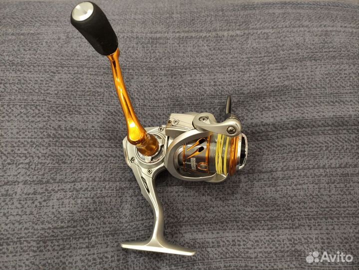 Катушка рыболовная 1000