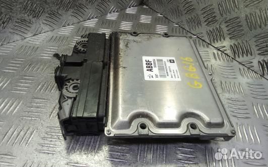 Блок управления двс chevrolet cruze J300 (GBG16PC0