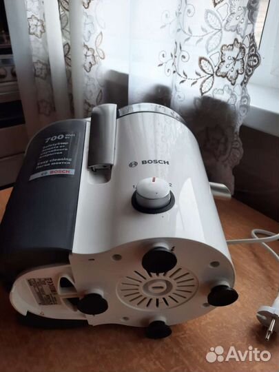 Соковыжималка новая bosch 700