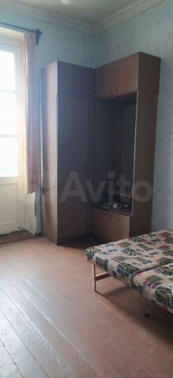 Комната 14 м² в 3-к., 3/3 эт.