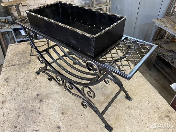 Кованый мангал