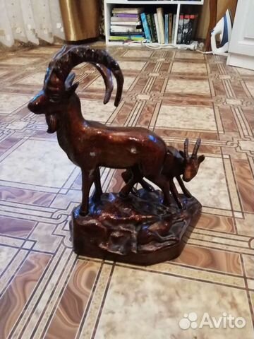 Статуэтка (горный козел,архар на скале) СССР