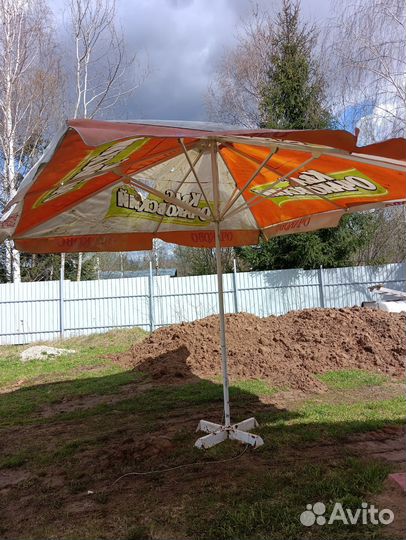 Уличный зонт для кафе