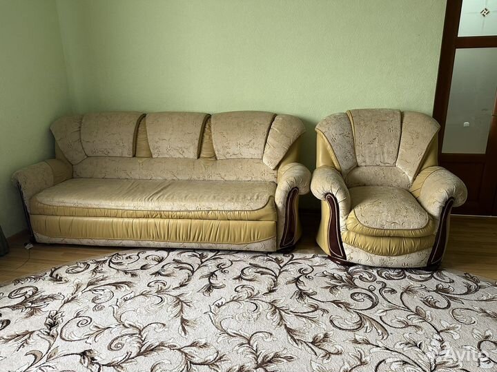 Диван и 2 кресла