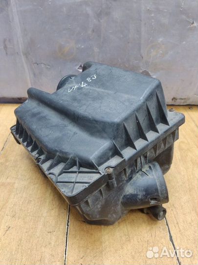 Корпус воздушного фильтра Opel Zafira B Z18XER