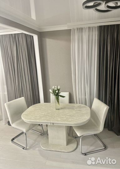 Кухонный стол