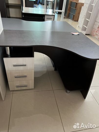 Компьютерный стол Лорд