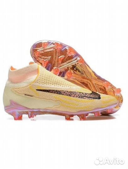 Футбольные кроссовки (бутсы и сороконожки)