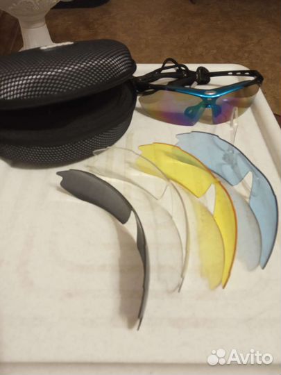 Солнцезащитные очки мужские