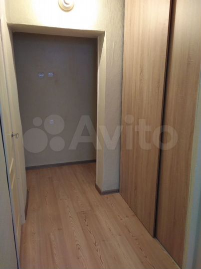 2-к. квартира, 52 м², 1/2 эт.