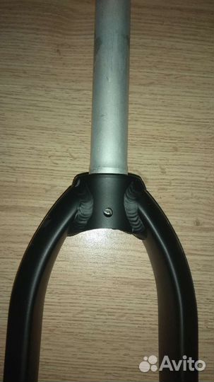 Вилка ригидная (жёсткая) для велосипеда