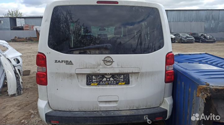 Opel Zafira life 2021г 2.0 (дизель) по запчастям