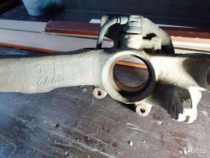 Поворотный кулак пассат б5+