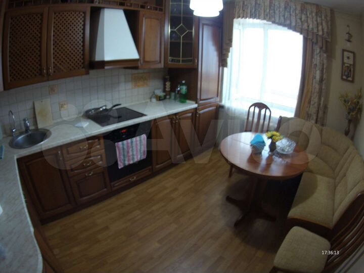 2-к. квартира, 60 м², 8/16 эт.