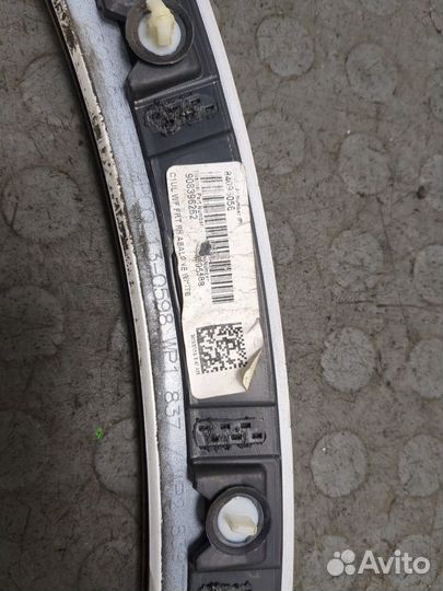 Молдинг крыла Cadillac XT5, 2019