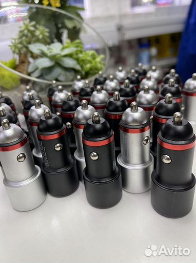 Автомобильное зарядное устройство USB-C оптом