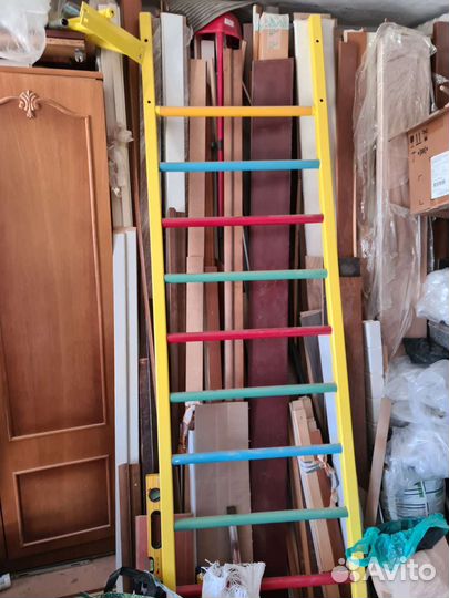 Шведская стенка с турником бу