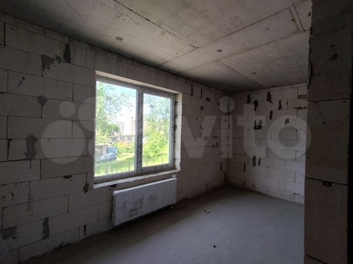 2-к. квартира, 65 м², 2/2 эт.