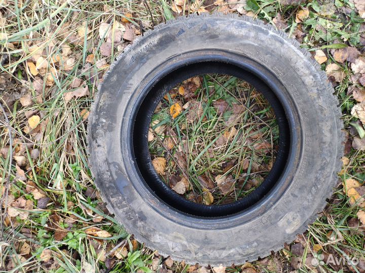 Bridgestone Blizzak Spike-01 185/60 R14 82T