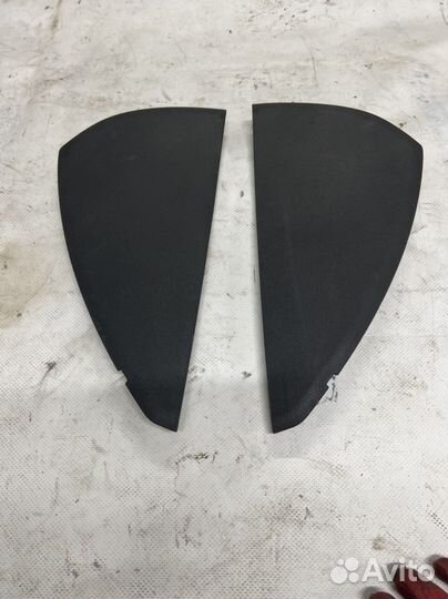 Боковая накладка панели audi q5 8r