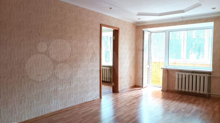 3-к. квартира, 60 м², 3/5 эт.