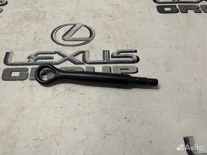 Скоба буксировочная Lexus RX450h