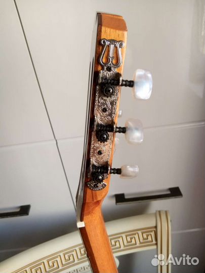 Классическая гитара